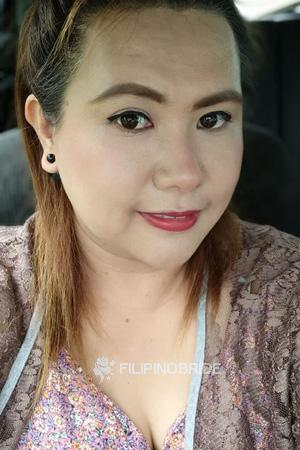 198561 - Suralai Age: 45 - Thailand