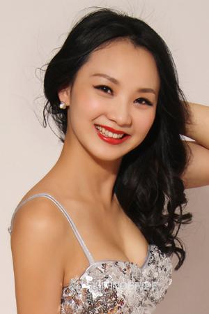 202845 - Faye Age: 37 - China
