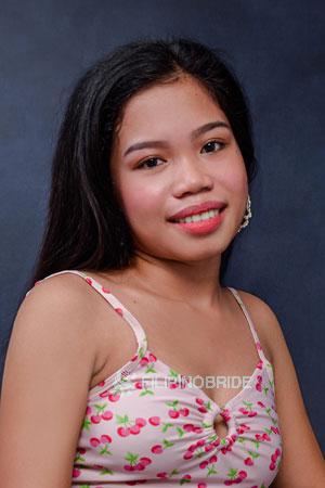 208184 - Cheryl Age: 24 - Philippines