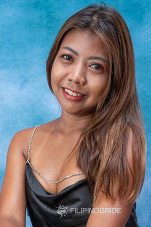 215040 - Tharmika Age: 35 - Thailand