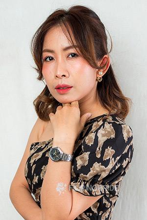 216162 - Urassaya (Mee) Age: 39 - Thailand