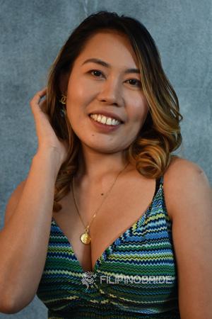 217136 - Jenjen (Jen) Age: 37 - Philippines