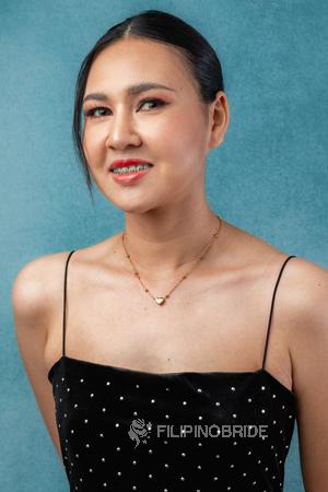 218877 - Malairat Age: 30 - Thailand