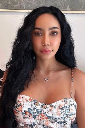 219967 - Peeraya Age: 32 - Thailand