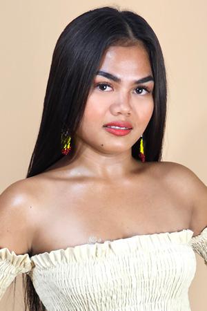 224917 - Rica Age: 20 - Philippines